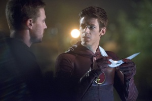 Oliver Queen and Barry Allen decide to work together